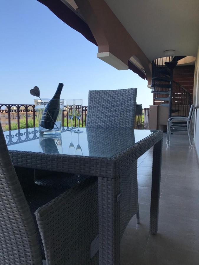 Precioso Atico En Complejo Residencial Con Piscina Apartment Sant Carles De La Rapita Luaran gambar