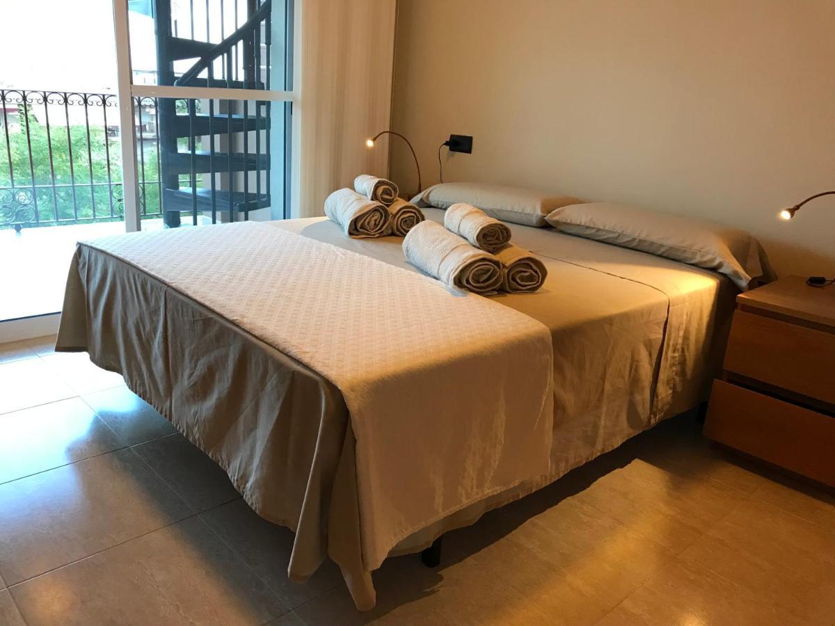 Precioso Atico En Complejo Residencial Con Piscina Apartment Sant Carles De La Rapita Luaran gambar
